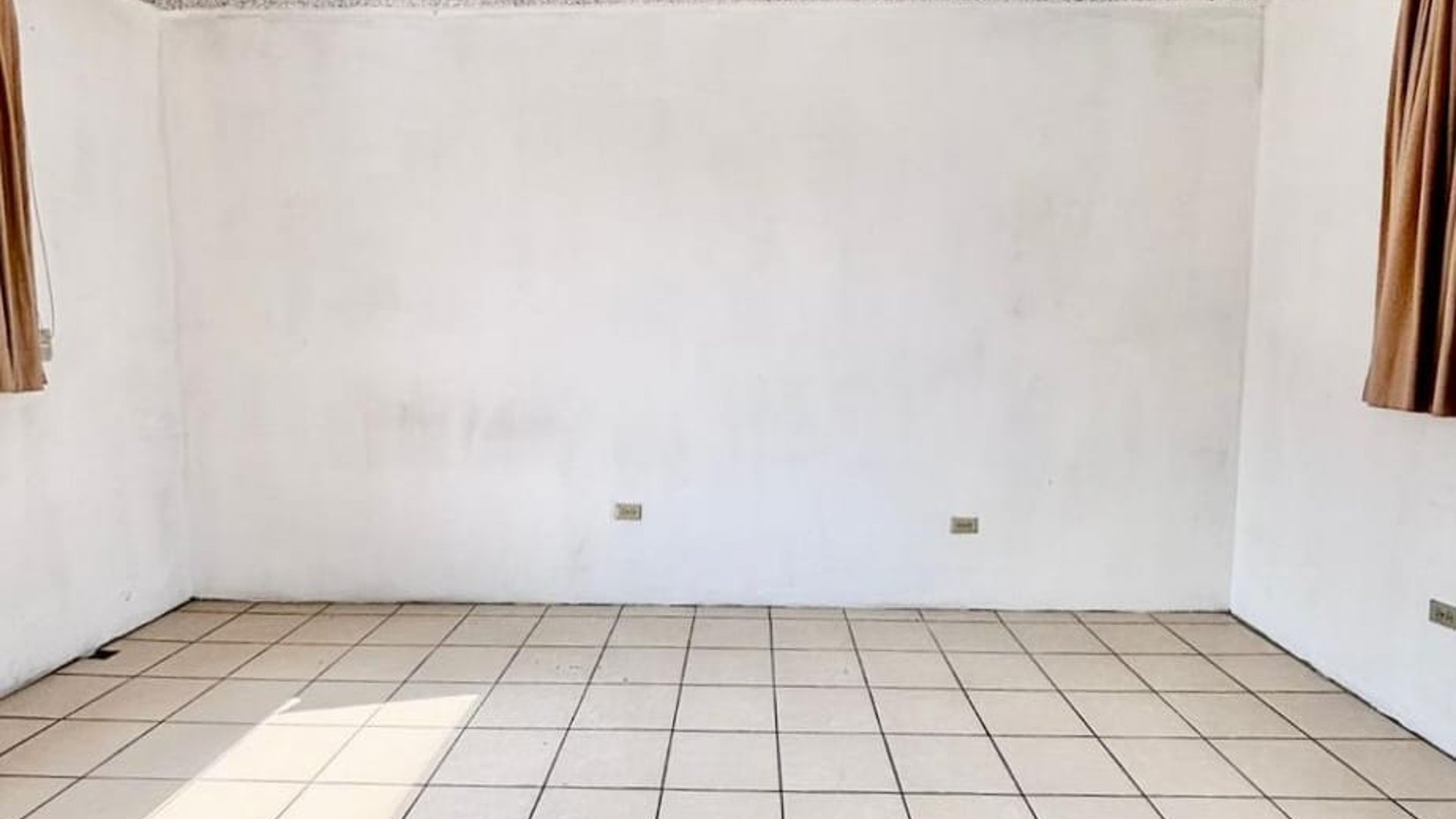 ???? CASA EN ALQUILER PARA OFICINA  | AVENIDA PETAPA | ZONA. 12 - Miniatura 4