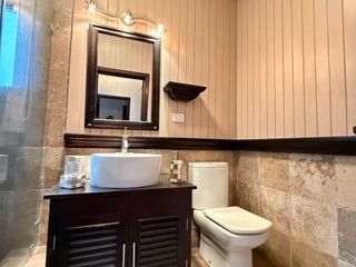 ENCINOS DE CAYALA / Casa en venta zona 16 - Image 6