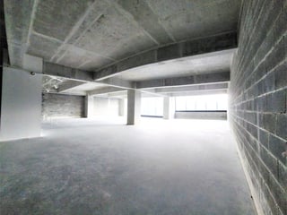 Oficina en Renta en de 305 mts2 Zona 15 Edificio Spazio - 2
