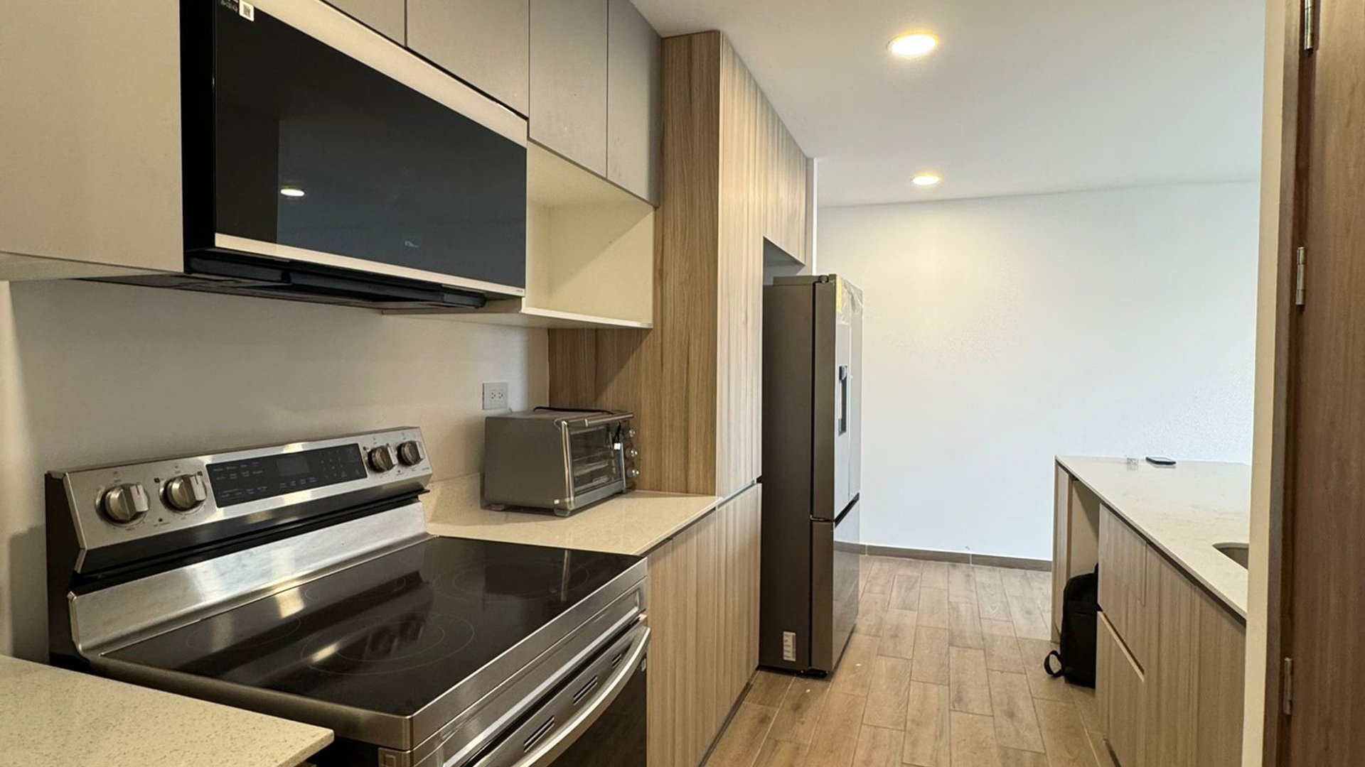 Apartamento en Renta Zona 14 Parque 14