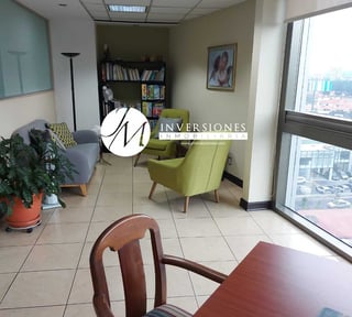 Oficina en Venta en zona 10