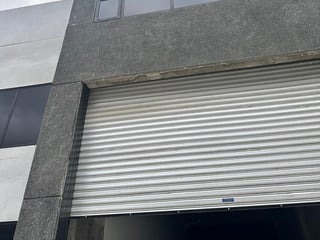 📍 OFIBODEGA EN RENTA – 485 M² | OFIBODEGAS BOUGANVILIAS | ZONA 18 - 2