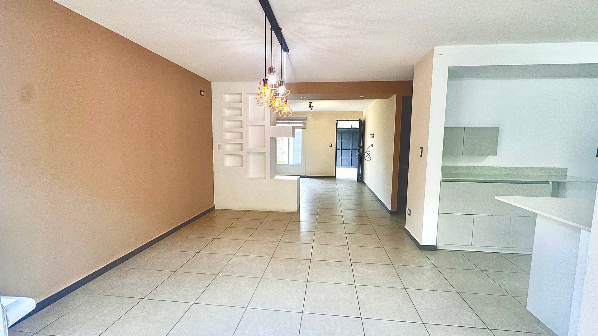 Casa de esquina en venta, Cumbres de la Arboleda - Miniatura 6