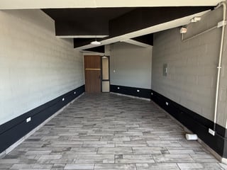 📍 OFICINA EN RENTA – EDIFICIO SÉPTIMO | ZONA 4 - 3