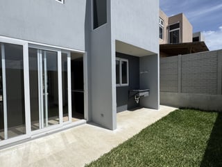 Casa en Venta en Altos de Village, km 26 CAES - 3