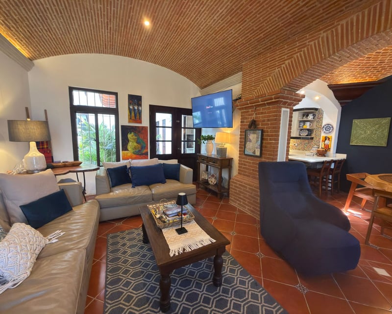  BELLÍSIMA CASA EN VENTA EN ALREDEDORES DE ANTIGUA DENTRO CONDOMINIO