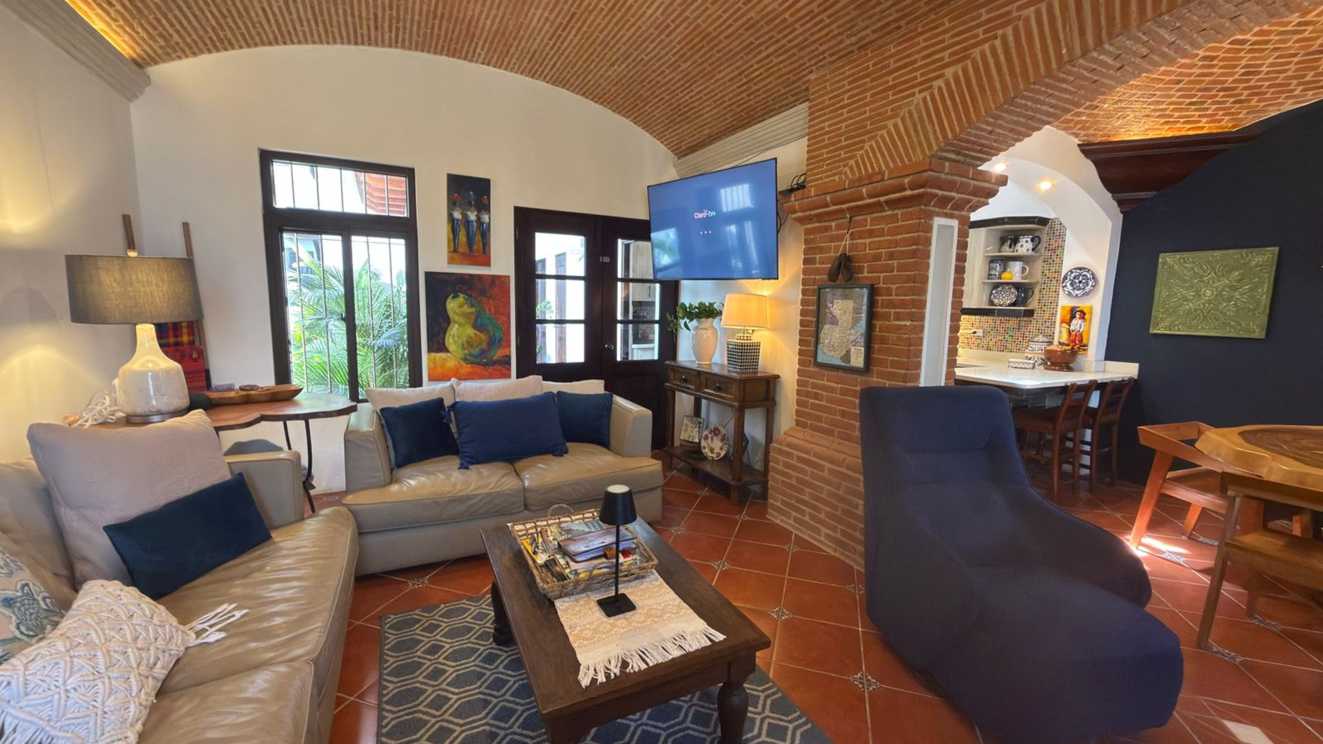  BELLÍSIMA CASA EN VENTA EN ALREDEDORES DE ANTIGUA DENTRO CONDOMINIO
