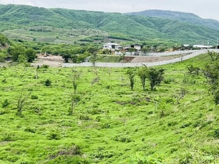 Terreno Comercial e Industrial en Venta o Renta en El Rancho, San Agustín Acasag - 2
