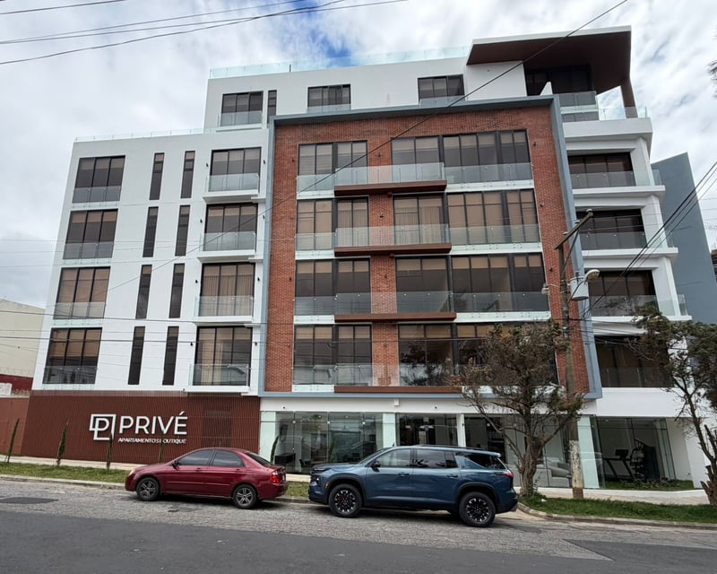 VENTA DE LINDO Y CÉNTRICO APARTAMENTO  - PRIVÉ, ZONA 15