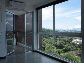 Apartamento en Venta Edificio Telia, zona 15 VH2 - Image 2