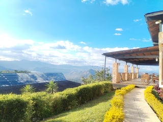 VENTA DE AMPLIO TERRENO - EL RECREO, STA. ELENA BARILLAS - Image 2