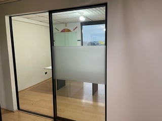 📍 OFICINA EN RENTA – 120 m² + 3 OFICINAS | TORRE CRISTAL | ZONA 9 - 5