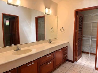 Casa en Venta y Renta en Bosques de las Luces - 5