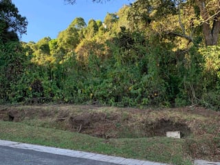 *Vendo terreno en Colinas de Castel | Km 20.5 Carr. a Fraijanes* (C) - 2