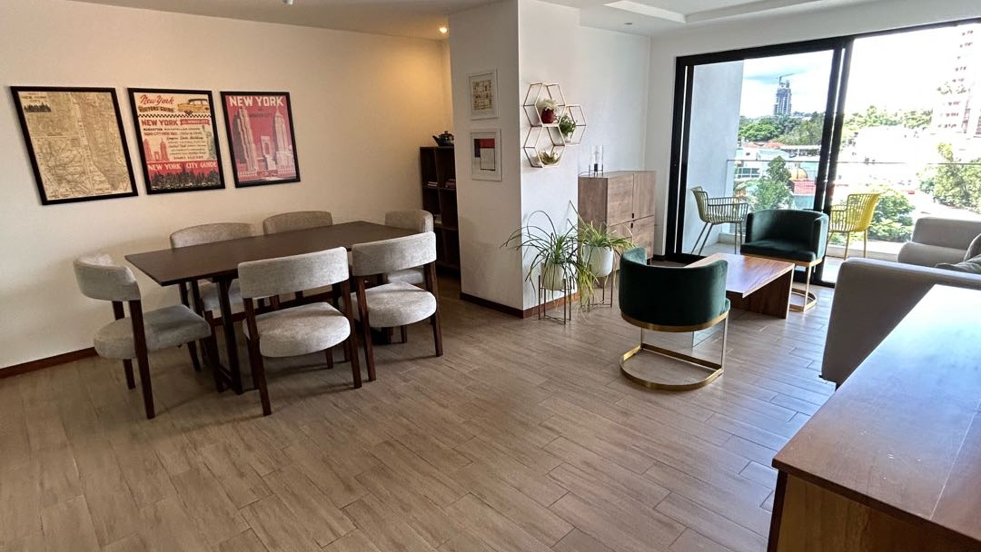 Alquiler de apartamento  en Nivo zona 15