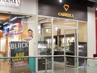 Oficina en renta en zona 7 sobre Calzada San Juan - Image 8