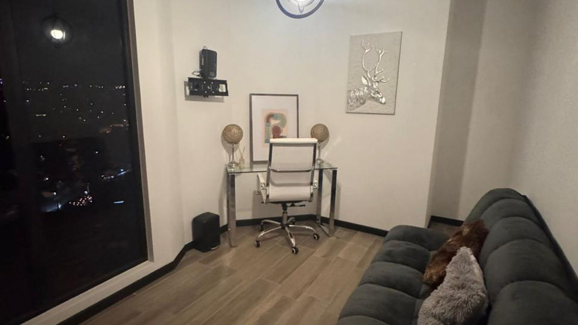 Apartamento en Alquiler Edificio Viró, zona 11 - Miniatura 6
