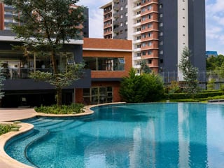 APARTAMENTOS EN ALQUILER📍 Edificio Seghería, Zona 14, La Villa - Image 1