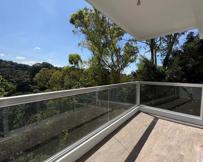 Apartamento en Alquiler Edificio Telia, zona 15 VHII
