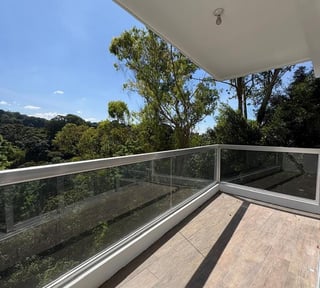 Apartamento en Alquiler Edificio Telia, zona 15 VHII