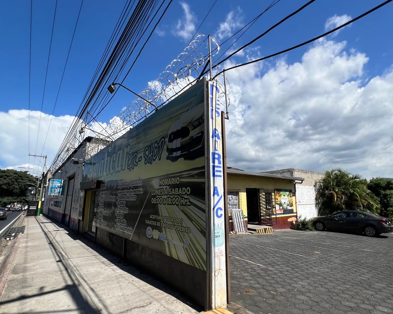 Terreno para uso comercial en renta Asiole Amatitlán