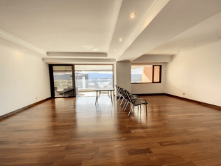 BARUKONI / Apartamento  Renta   , zona 14 - 2