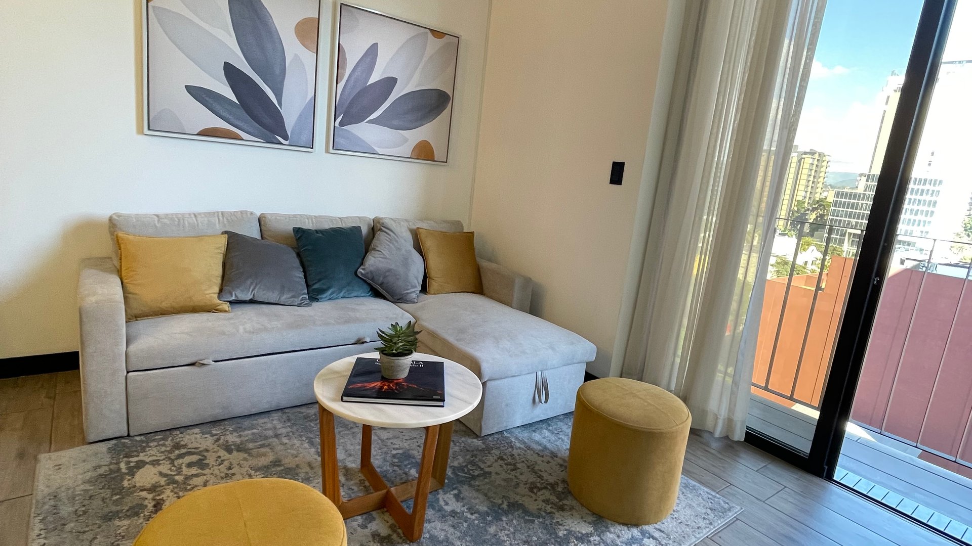 Rentó Hermoso Apartamento Edificio EON Z.10 - Miniatura 5