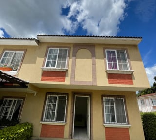 CASA EN VENTA  CONDOMINIO VIÑAS DEL SUR  FASE 2 V.N