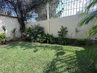 Venta de casa para Inversión en Colonia Monte María Zona 12  - 5