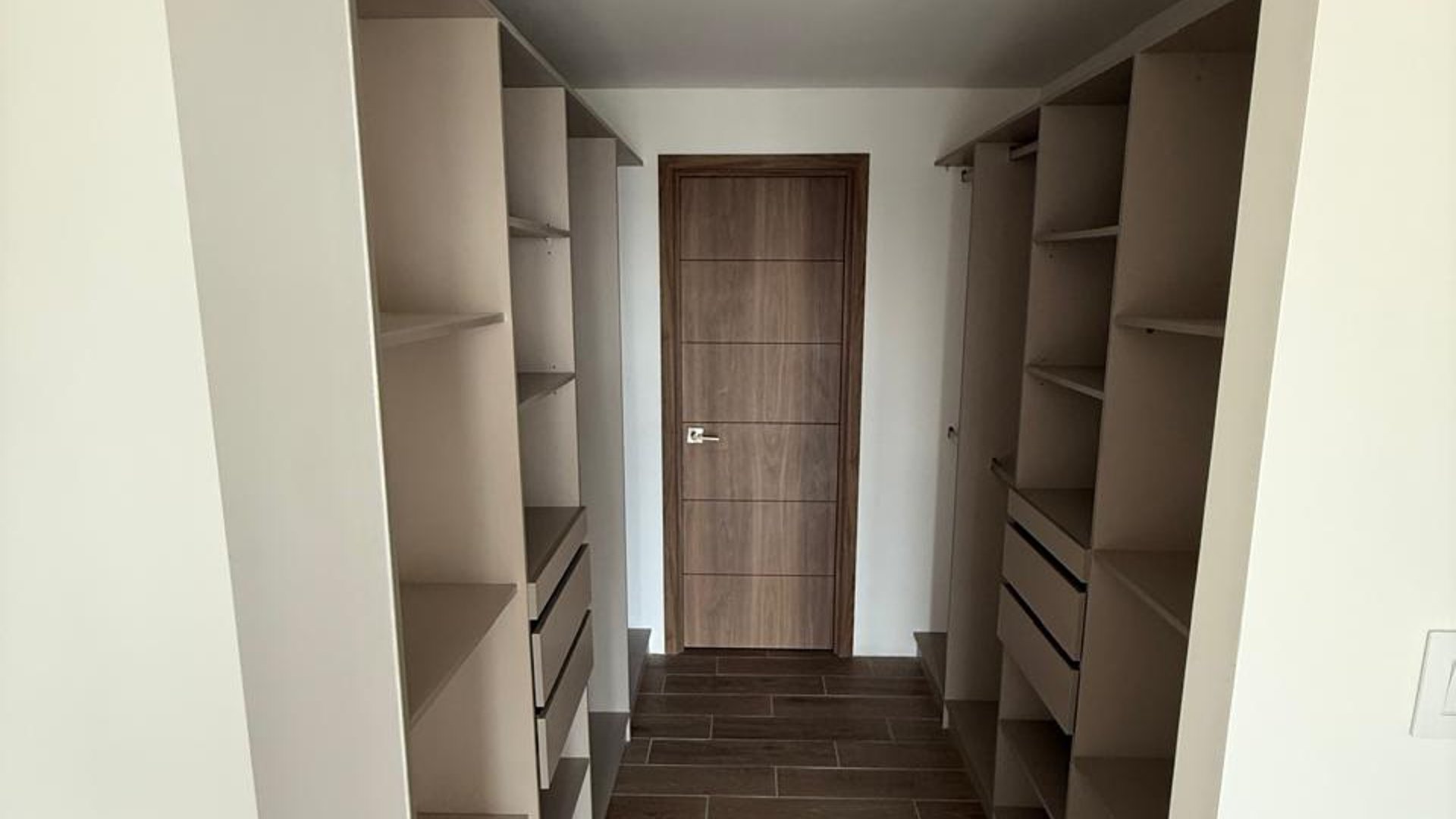 Apartamento en Alquiler Edificio Parque 14, zona 14  - Miniatura 17