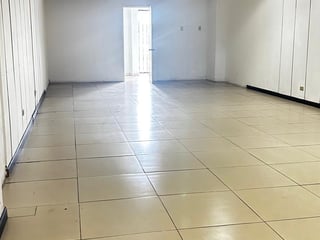 Local en Renta y Venta zona 10 / Pradera - 5