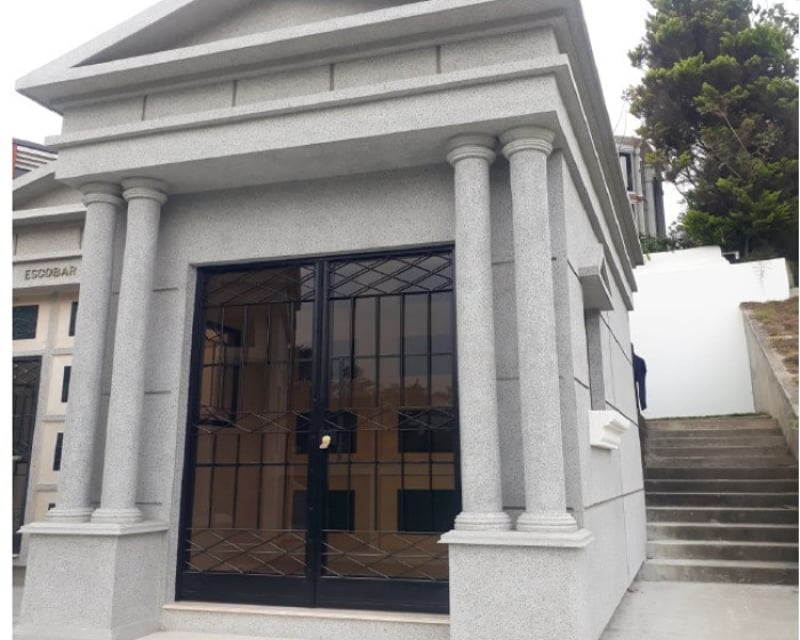 Mausoleo en venta en Cementerio la Villa Zona 14