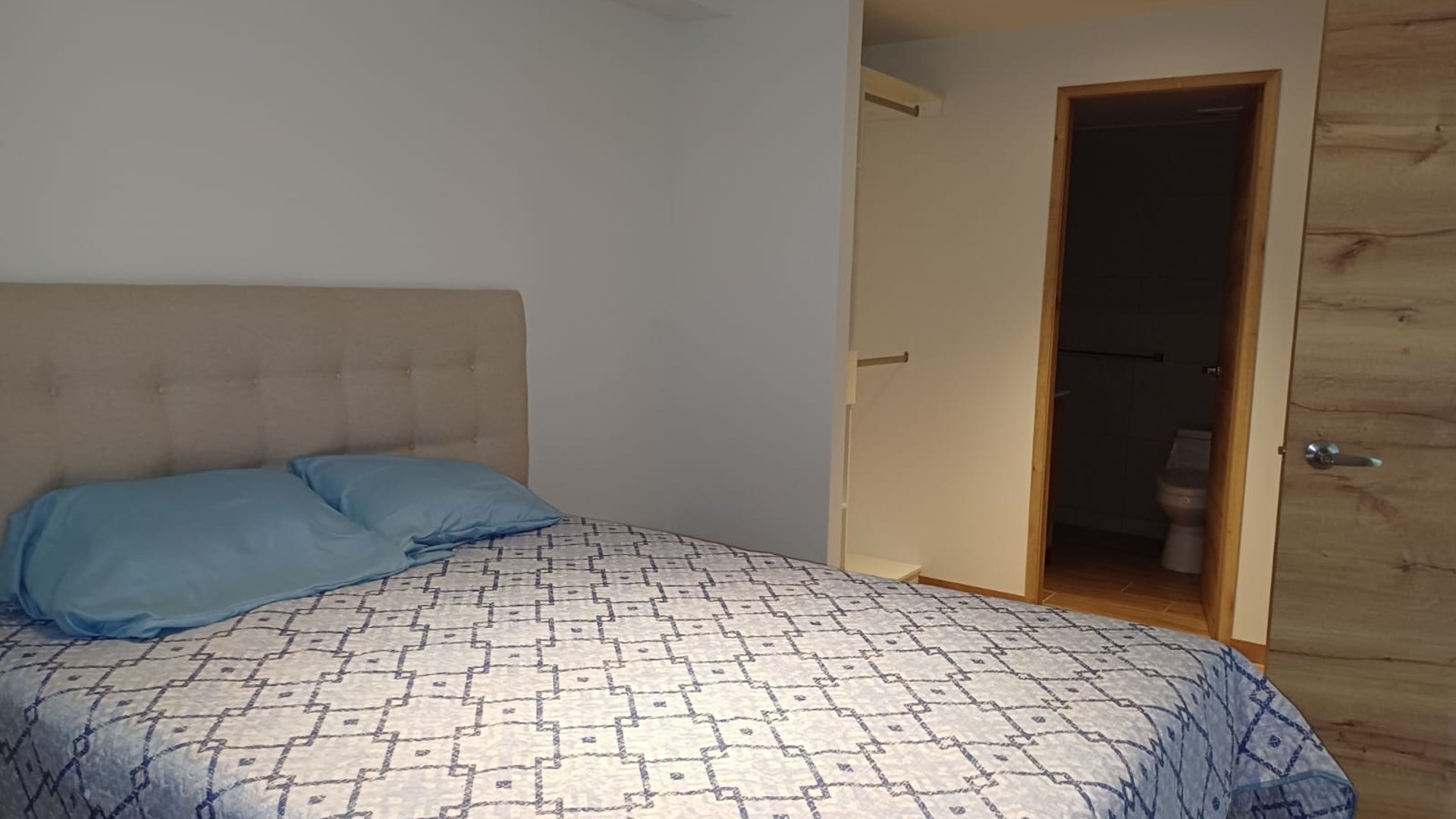 APARTAMENTO AMUEBLADO EN RENTA EN CENDANA ZONA 9 - Miniatura 20