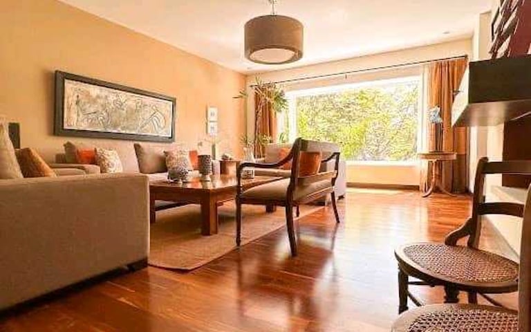 Renta de casa de 4 dormitorios Km 20 Fraijanes, Colinas de Castel (C)