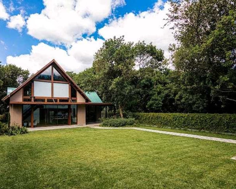 CASA EN VENTA EN SAN MIGUEL DUEÑAS