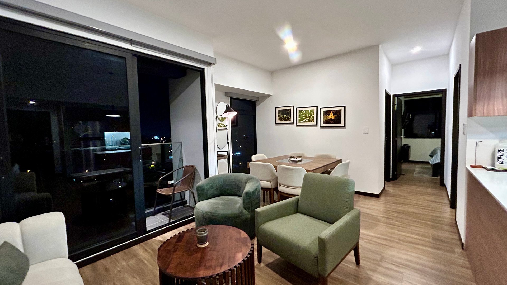 Apartamento en alquiler, Edificio Marabi, Zona 11. Disponible Agosto - Miniatura 11