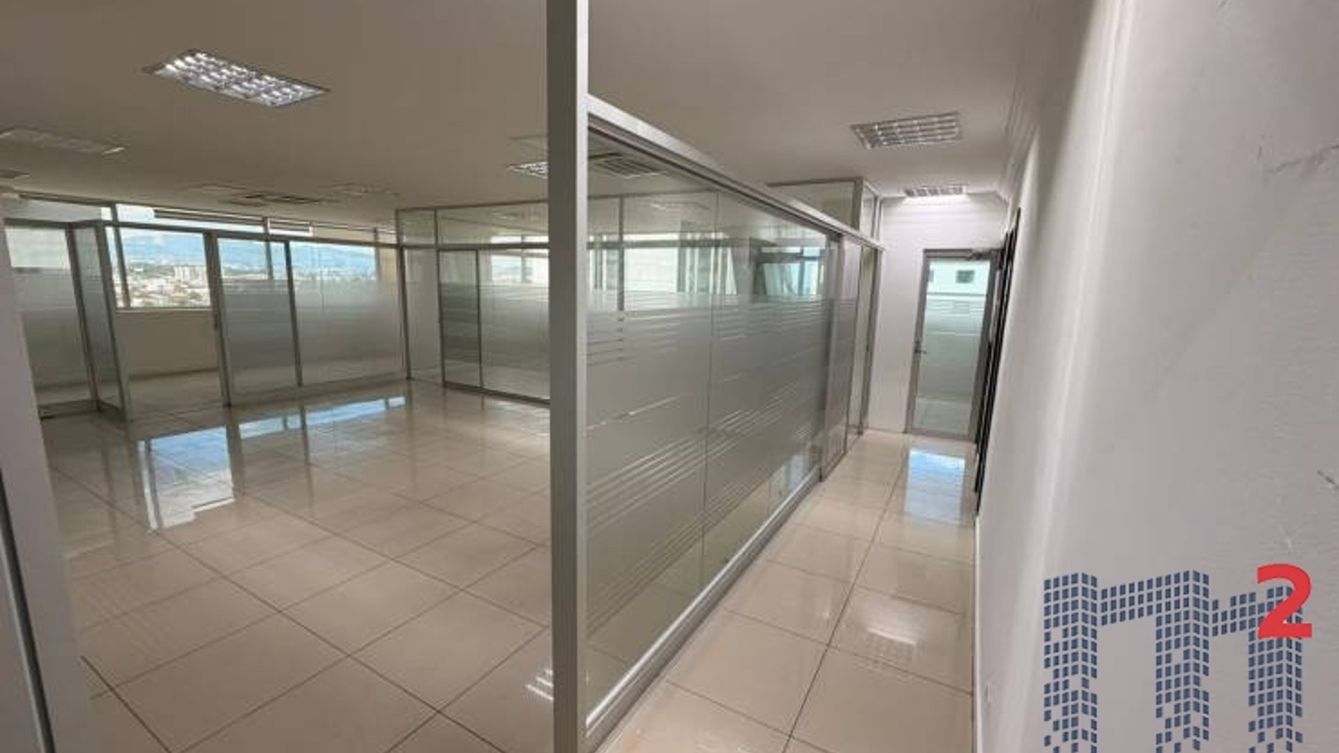 Oficina en Renta, Zona 10 (R10250) - Miniatura 2