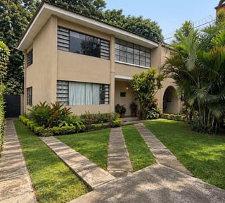 📍 CASA EN VENTA – 4 HABITACIONES  | COLONIA SANTA ELISA | ZONA 12