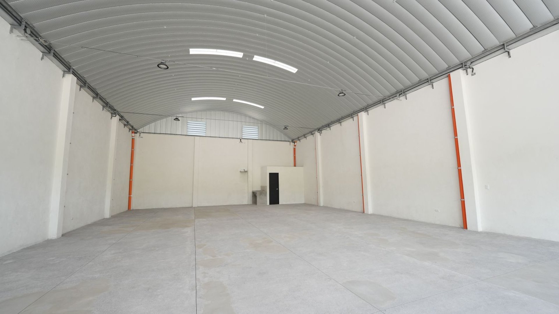 Alquiler de Bodega Para Estrenar 220mt2 - Taxisco, Santa Rosa  - Miniatura 4