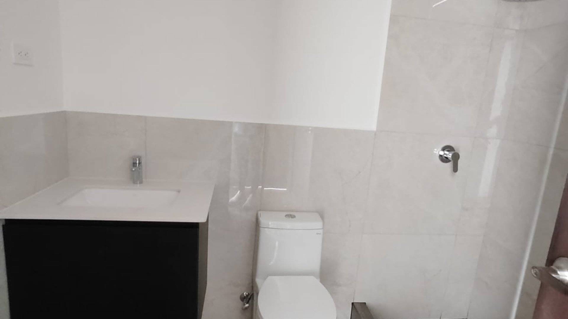 ???? APARTAMENTO EQUIPADO EN VENTA – 3 HAB | EDIFICIO ROSELLÓ | ZONA 13 - Miniatura 10