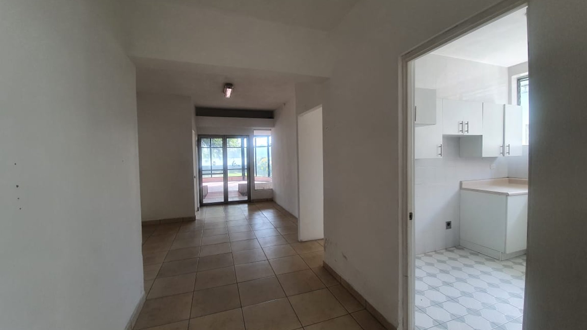 Casa a orilla del lago en venta, Amatitlan - Miniatura 12