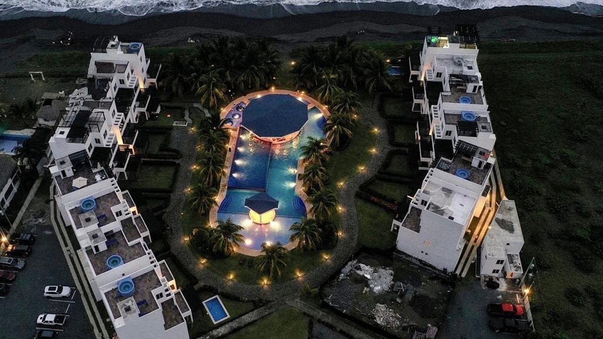 Precioso Penthouse en Venta – El Muelle | Monterrico - Miniatura 3