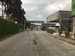 Ofibodega en renta carretera a San Juan Sacatepequez - 3
