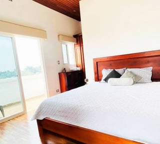 RENTA APARTAMENTO EN LA MONTAÑA DE ZONA 16. EDIFICIO LINDORA