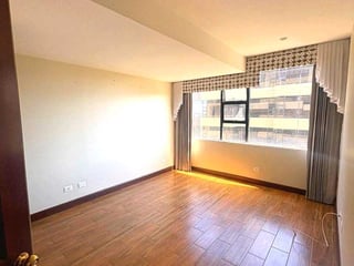 APARTAMENTO EN ALQUILER📍 Edificio Milenia, zona 10 - 4