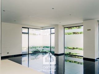 Apartamento en renta Edificio  Menorca, zona 15 - 4