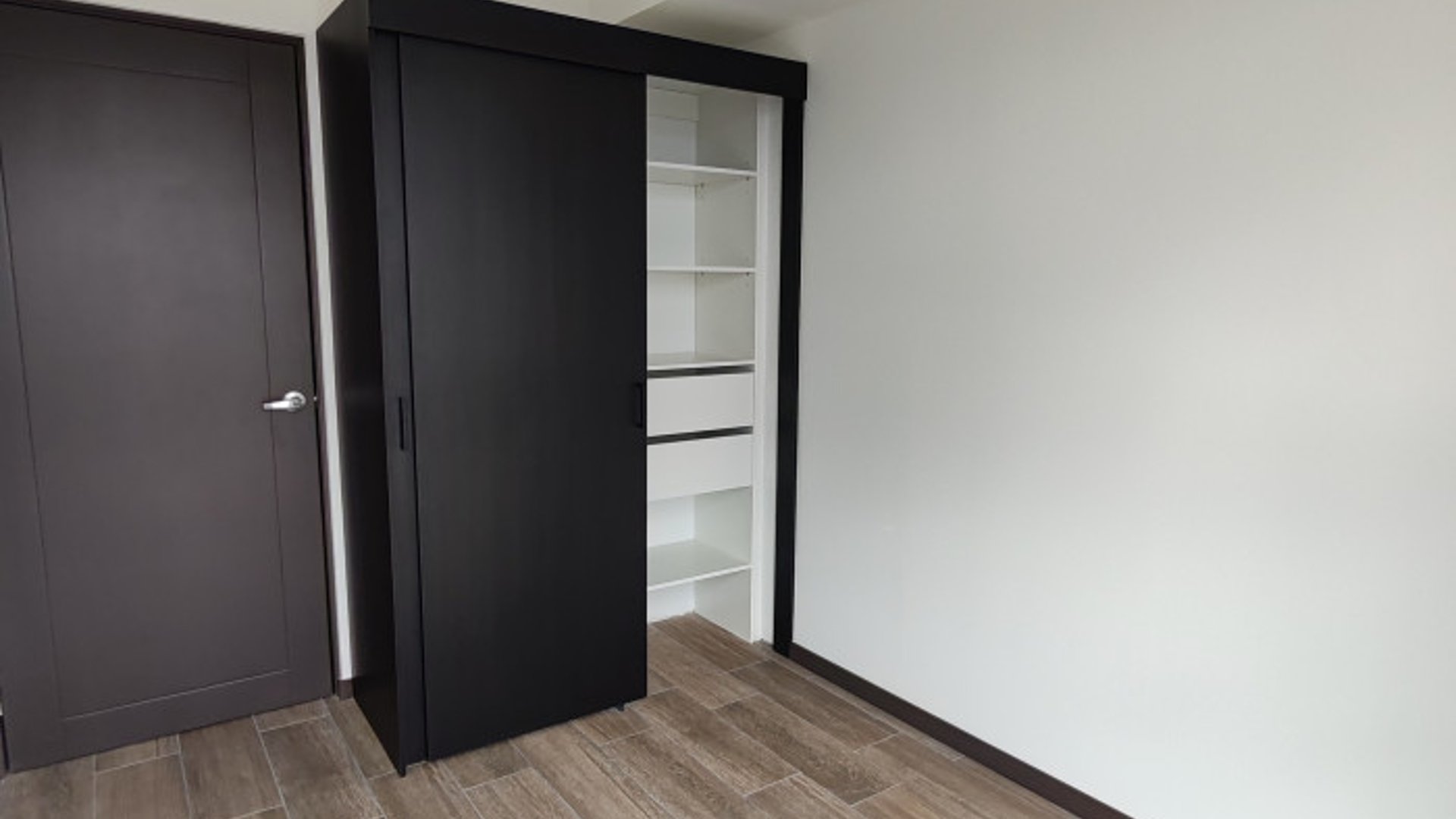 Apartamento de 3 Habitaciones en venta Altaire z.11 - Miniatura 7