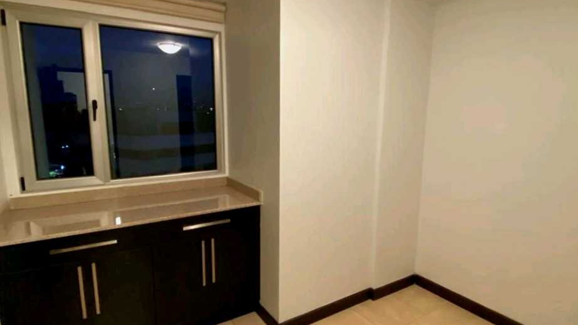 APARTAMENTO EN ALQUILER ???? Edificio Attica I , Zona 14 - Miniatura 7