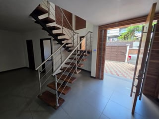 Casa remodelada en Vista Hermosa 2, ideal vivienda u oficinas ref-4842 - 3