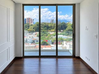 APARTAMENTO EN ALQUILER 📍 Edificio Atarah, Zona 10 - 2